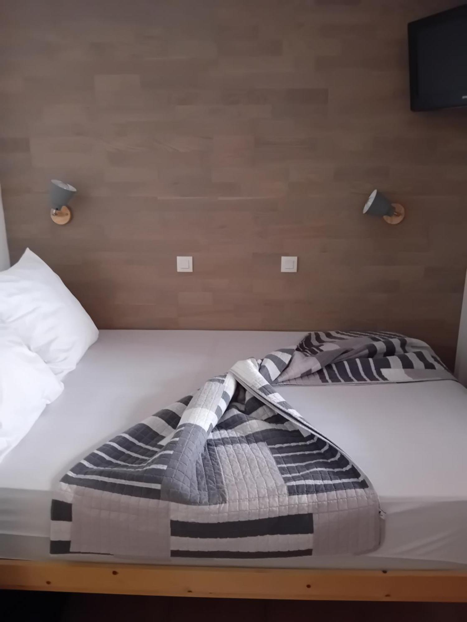 Appartement T2 Avec Piscine A 100 M De La Plage Six-Fours-les-Plages Exterior foto